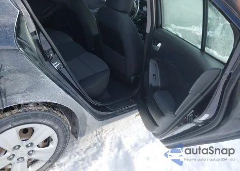 2017 Kia Forte Lx z USA, uszkodzony, nr VIN 3KPFL4A76HE080458